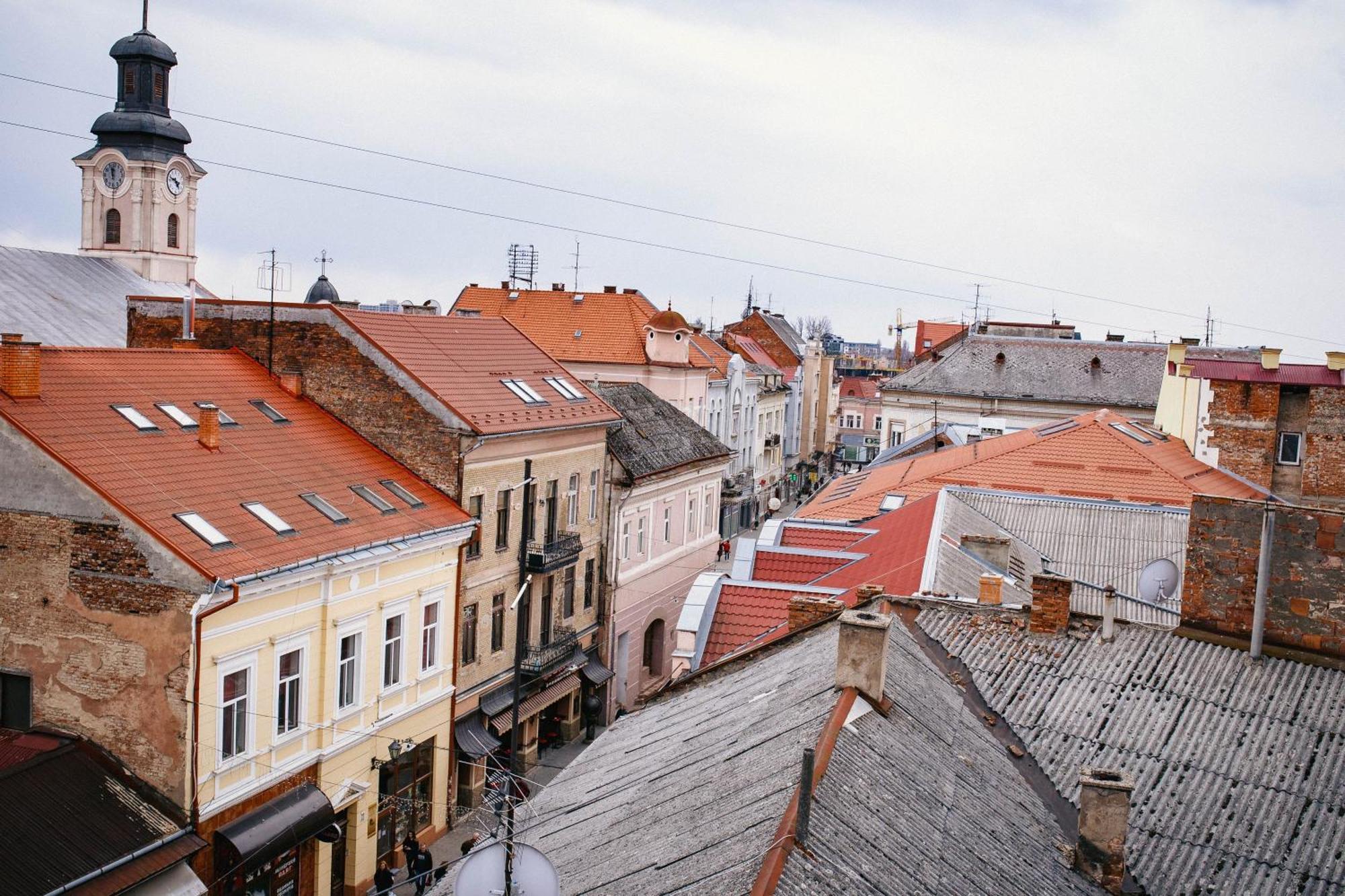 Historical Center Apartamento Uzhhorod Exterior foto